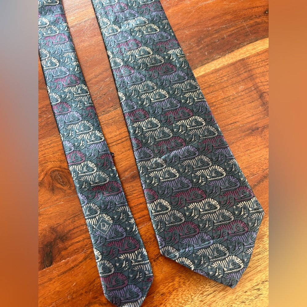 Vintage Christian Dior men’s 100% silk tie cat print